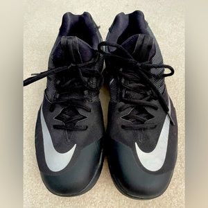 Men’s Nike size 11
